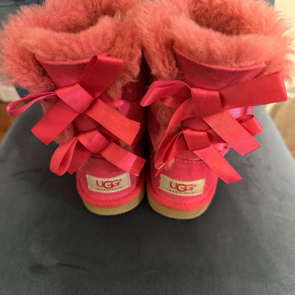 Cozy Pink Ugg Bailey Bow Boots - Picture 2 of 5